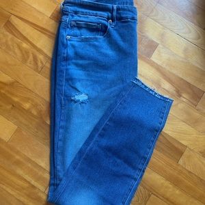 Good American Good Legs Jeans
